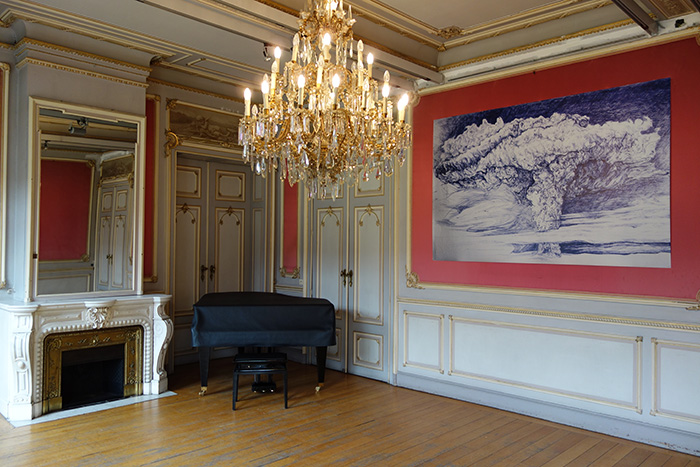 Home Sweet Bomb Home Sweet Bomb